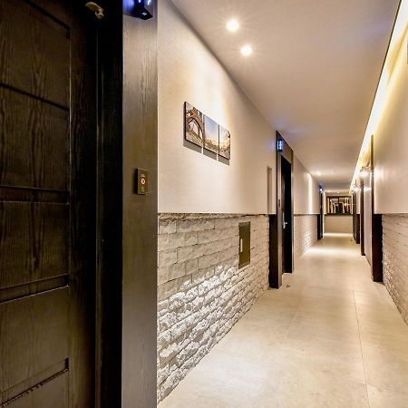 French Code Hotel Changwon Εξωτερικό φωτογραφία