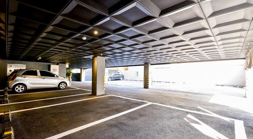 French Code Hotel Changwon Εξωτερικό φωτογραφία